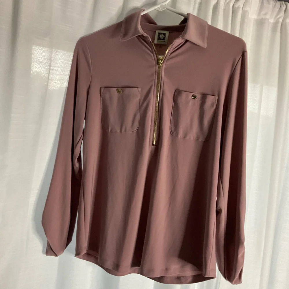 Women’s‎ Ann Taylor size small long sleeve shirt